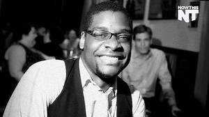 A man who uses a wheelchair was forced to crawl off an airplane | NowThis