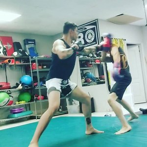Westcoastfitnesscenter adults sparring, wer'e @ 2954 Beachwood drive Merced . Adult classes start at 7pm-? Come check us out 🤙 | West Coast Fitness and MMA