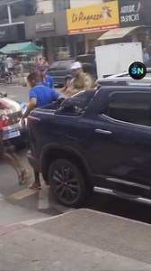 88K views · 1.9K reactions | Vídeo: motorista arruma treta com agente de trânsito após multa e acaba detido na Serra Mais informações ⬇⬇⬇ https://serranoticiario.com.br/video-motorista-arruma-treta-com-agente-de-transito-apos-multa-e-acaba-detido-na-serra/ | Serra Noticiário | Facebook