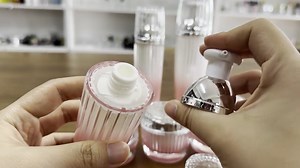 Cosmetic Packaging Bottles & Jars Manufacturer Our Acrylic Cosmetic packaging Set is perfect for storing and showcasing your cosmetic products in style. #acrylic #cosmetic #alever #bottle #plastic #beauty #packaging #manufacturer | Ningbo Alever Technology CO.,LTD