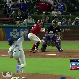 BEHIND THE BACK 😳🔥 via: MLB | Baseballer