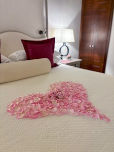 Making every moment of your stay beautiful. It’s the Elysium way. 💫 #Romanticgetaway #ElysiumHotel #ExperienceElysium #LuxuryHotel #Paphos #Cyprus | Elysium Hotel