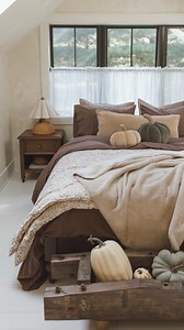 Fall guest bedroom 🤎 loving this new coffee color bedding and sweet florals. #fallhome #fallbedroom #fallbedroomdecor #falldecor | _forthehome