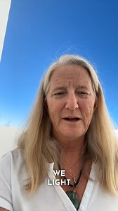 🎯 Why is your dog always scratching? It’s NOT just fleas! 🐶🚫 Valentine’s Day is all about love, but for allergy-prone pups, it can be an itchy nightmare! 💔 🔥 Triggers to watch out for: ❌ Scented candles – Artificial fragrances = irritation. 🌸 Flowers – Many are toxic and allergy-inducing. 🍫 Treats – Hidden allergens = tummy troubles & skin flare-ups! But here’s the kicker… Most allergies don’t start in the skin. They start in the gut! 🐾 That’s why the Chill the Itch Plus Bundle works fro