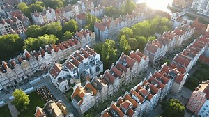 clip-3564292357-gdansk-drone-aerial-view-city-architecture-center