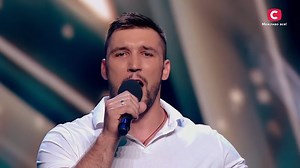 Strongman sings his heart out! #GotTalent | Singers Got Talent