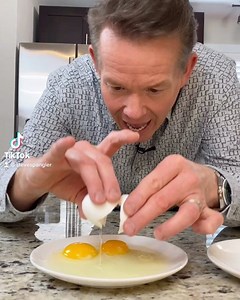 A really cool egg science trick to make breakfast so much more fun! #scienceexperiments #egg #science #stevespangler #fyp #tiktok #drseuss | Steve Spangler