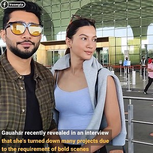 LINE FOR SELFIES outside Malaika's yoga class😲🔥 Gauahar flies off with her pati parmeshwar😁.. and more airport scenes as Zareen Khan gets compliments "Maam bohot cute dikh rahi ho,"🥰 Pandayji's yoga sesh, Prachi Desai in a WHEELCHAIR😮 (read on to find out why) and morrrrre... aaj weekend hai but at this rate we ain't gettin' no time to chillax... and bet y'all are prolly happy af about it coz you get to see all these filmy moments in desi Tinsel Town😜 Malaika Arora was heading home after h