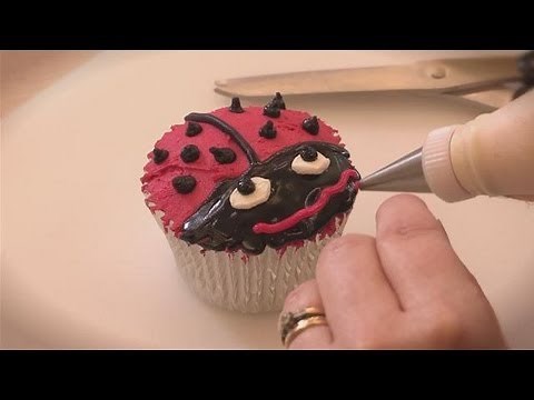How To Do Ladybug Cake Design
