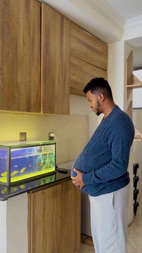 ማንን እየሆነ እንደሆነ አላቅም 😂 ፕራንክ እስከ ሆኖ