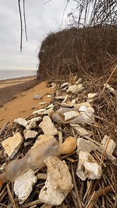 Fill 100 bags with polystyrene off the beach? Completed it mate. 👍🏻💚🚯🗑️ #oceanplastic #plasticpollution #bethechange | Rubbish Walks