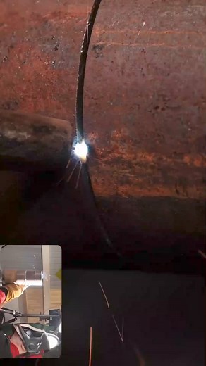 5.7K views · 73 reactions | Semi-automatic pipe welding without interruption _ Welding of fixed and rotary joints #welding #beginner #weld #weldernation #welderproblems #welders #migweldingWelding #shipyard #construction #short #shortvideo #fbreels #reels #reelsvideo #viralreels #fabricator #poland #followforemore #viral #viralvideos #OFW #fbreels #hardwork #Wonderful #AmaZing #tube #amazingvideo #metalwork #fypシ #fypシ | Chenly Creative | Facebook