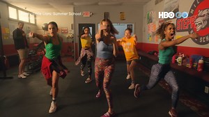 ✨ ความสนุกแบบตื่นตาตื่นใจ มัดรวมมาพร้อมให้รับชมแบบฟินๆ ต้องที่ HBO GO เท่านั้น ที่สุดแห่งความบันเทิงสุดร้อนแรง จุใจด้วยหนังใหม่ฟอร์มยักษ์ รับชมได้ก่อนใครที่นี่ที่เดียว True detective ซีรีส์แนวสืบสวนสอบสวน หนังคู่หูนักสืบ คนหนึ่งอายุมากกว่า คนหนุ่มมุทะลุ กัดไม่ปล่อย พวกเขากำลังตามหาปริศนาที่ทำให้ชีวิตของตนเปลี่ยนไปตลอดกาล The regime ซีรีส์ตลกร้าย ทนายกหญิงที่หวังขยายอำนาจการปกครอง หลังจากที่ไม่ได้ออกจากทำเนียบเป็นเวลานาน นายกหญิงเอเลน่าที่เผชิญภาวะวิตกกังวลหันไปหาทหารใหญ่อารมณ์สุดโต่งเพื่อวางแผนก