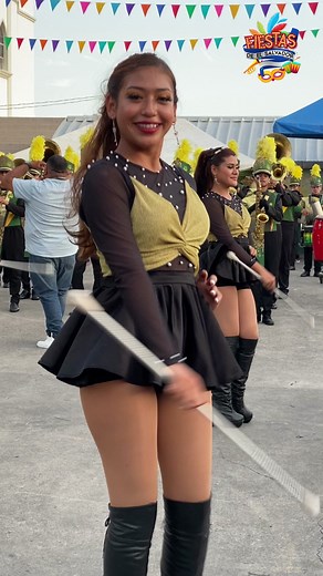 Abigail de Cocodrilos Marching Band 🥁🎷🎺 🇸🇻 #video #ElSalvador #videos #cultura #belleza #baile #viral #fiestas #beautiful #chicas #mexico #latinos #reelsvideo #videoviral #reels #reelsfb #reelsviral | Fiestas de El Salvador