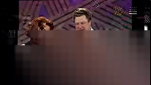 Bette Midler gives a tearful speech during her #GoldenGlobes win for “Best Actress in a Comedy or Musical” for “FOR THE BOYS” at the 1992 Golden Globes. | Bette Midler: Still Divine