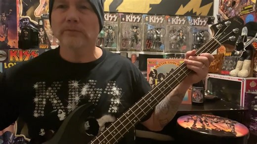 🔥 MR.SPEED Exclusive! I Heard ‘Dat! Ep.#2 🔥 In Episode #2 we’re gonna dive into “Let Me Go, Rock And Roll” from KISS’ 1974 release HOTTER THAN HELL. First up are the bass parts interpreted by Shane. We hope you enjoy and appreciate our passion for all things KISS! This is #4 of 5 clips by Shane Smith. * Again these parts are based on the individuals interpretation and ability to share something fun…we weren’t in the studio with KISS in 1974 * | Mr. Speed