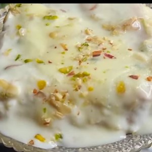 452K views · 11K reactions |  Shahi Tukda Lasagna |  Independence Day Special Dessert Recipe  #shahitukda #shahitukra #independenceday #dessert #dessertrecipe #lasagna #sweetlasagna #dessertlovers #jaihind #jaibharat Ingredients: 1½ cup milk powder ½ cup milk 2 tbsp sugar 1 tbsp ghee dry fruits 2 cup milk 1½ tbsp corn flour ½ tsp kewra water 4 tbsp sugar 10-12 bread slices ghee/ refined oil dry fruits for garnishing | Cookwithlubna | Facebook