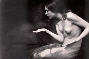 Famous Female Photographers - The Pioneers of Female Photography