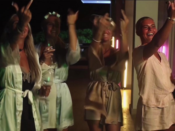 Exploring Love Island Sweden 2023 with Sally Dagher