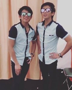 43 reactions | SURPRISE!!!! 1 Hari Lagi!!! Kalian K2RL sudah bisa menikmati single terbaru dari @da2_rizki123 dan @da2_ridho Makin nggak sabar kan untuk dengerin lagunya? Nantikan besok ya! #RizkiRidhoNewSingle | TRINITY OPTIMA PRODUCTION | Facebook