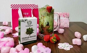 Matcha Strawberry Frappe