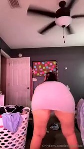 pawg loose booty meat clapping ass 🍑 #twerk #nsfwtwt
