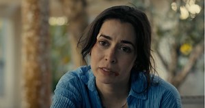 ‘The Resort’ Trailer: Cristin Milioti and William Jackson Harper Solve Missing Teen Mystery on Vacay
