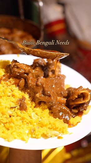 Basic Bengali needs Basanti Pulao and Mutton kosha 😍 #bengali #bengalifood #nonveg #mutton | Foodie_Modak