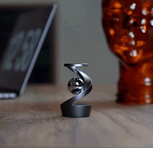 Mezmoglobe Luna - Gravity Defying Kinetic Desk Toy