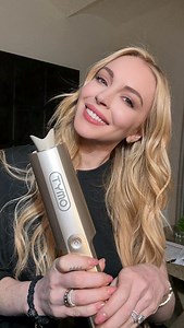 268K views · 152 reactions | Perfect glam in minutes with @tymo_fashiontech Love using my TYMO CURLPRO PLUS to get soft, bouncy curls in no time! #tymopartner #tymobeauty #TYMOSBD #SuperBrandDayBFCM #CurlsTYMO | Lindsay Lohan | Facebook