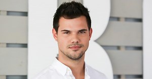 'Twilight' Star Taylor Lautner Just Got Engaged