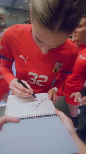 Každý fanoušek patří do týmu. 🔥💪 #handball #sport #czechhandball | Česká Házená / Czech Handball