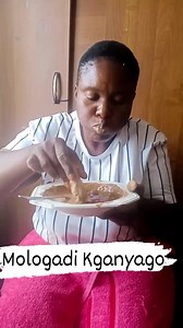Ai guys i need to get my self a tripod because what is this🤦‍♂️i asked my daughter to take me a video🙄 anyways guys lets try paste for the second time NB:No self harm intended just for Fun #asmr #goviral #StarsEverywhere #morning #breakfasttime #localproduce | Mologadi Kganyago