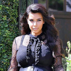 Week in Video: Kim Kardashian Talks Cravings, Kellie Pickler Gets Skimpy on Dancing With the Stars