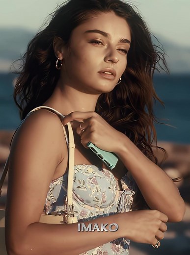 She's so gorgeous // #sahra #sahraedit #aycaaysinturan #makemebelieve #movie #edit