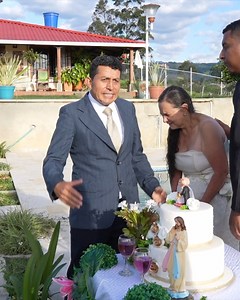 14K views · 117 reactions | This is how an unfaithful woman is exposed during a wedding | The Trendy | Facebook