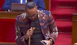 Pow Pow Pow ! | Radio Free Dom