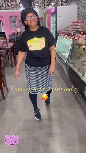 We close @2 today give us a visit🥰Love you guys #escaperoom #cakelover #loveyou #foryou #reelsoftheday #danvilleva #weloveourcustomers #viralreelsfb #virals #explorereels | Ma's Cakes