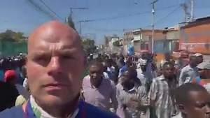 2.2K views · 120 reactions | Problema social y político en Haiti. Protesta popular. Haiti es invisibilizado... | RevolucionC5 | Facebook