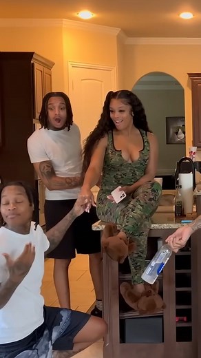 Bae Test: Did the Gang Catch On? 😍 #friends #drama #prank #reels #viralreels #bae | PerfectLaughs