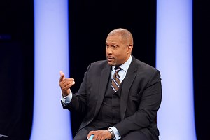 Put On Blast: Tavis Smiley's Sexual Harassment Allegations At PBS Unsealed By Court Order,