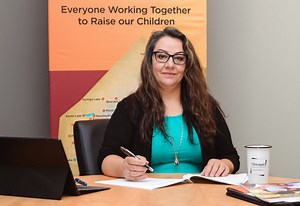 Tikinagan signs child protection protocol with Wequedong Lodge (2 Photos)