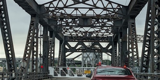 Fort Madison Bridge reopens after being struck by barge