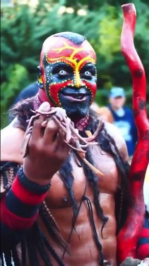 WWE SUPERSTAR “ The Boogeyman “ Crowd Gets Worms Thrown At Them , Eat’s Alive Worms 🪱😳😱🤯2022