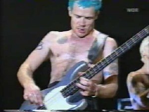 flea bass solo - live bizarre