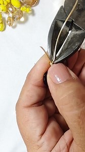 3.8K views · 45 reactions | Tutorial ... Realiza porta dije de alambrismo para collares y pulseras. | C y C creaciones | Facebook