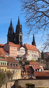 🫶 Meissen in Saxony impresses with the Albrechtsburg, the oldest castle in Germany! Find out more about the tradition of porcelain, also known as “white gold”. 🎥 @supersaiyajinsascha (Instagram) #germanytourism #visitgermany #visitsaxony #ErlebeDeinSachsen #meissen | Germany Tourism