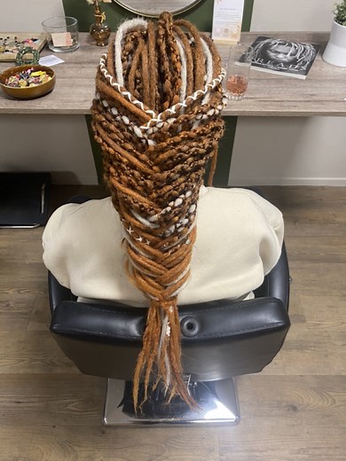 4.3K views · 85 reactions | ✨ Diane's Updo corner ✨ Anouk was back...