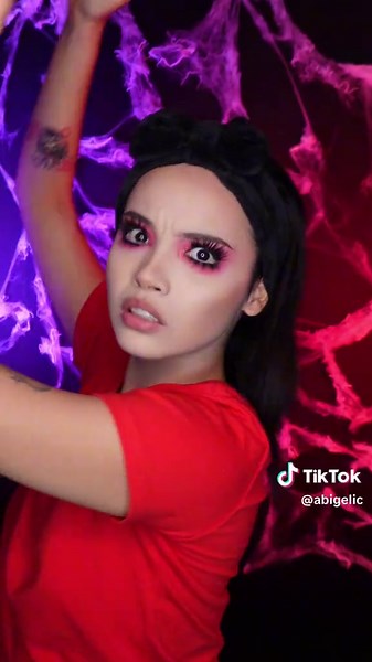 Lydia Deetz Makeup Tutorial: Transform into the Iconic Character