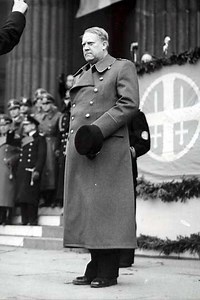 Vidkun Quisling et liv - en rettssak (1988) - TV Show